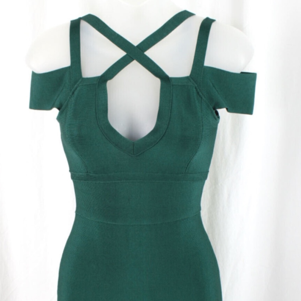 Bebe x Naven size XS emerald green bandage dress